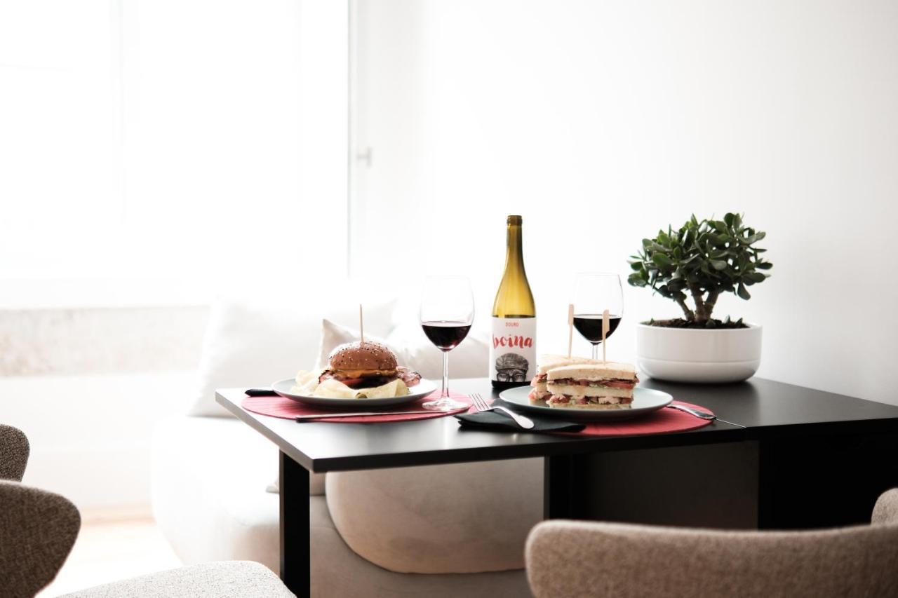 The House On The Pink Street In Lisbon Aparthotel Bagian luar foto